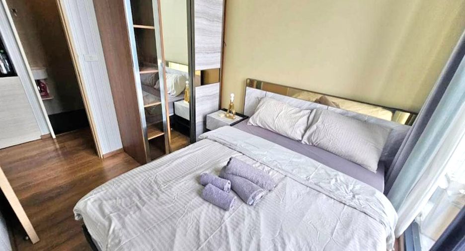 For rent 2 bedrooms condo in Khlong Toei, Bangkok