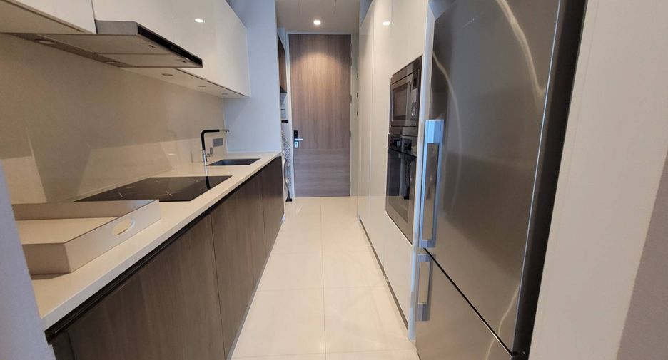 For rent 2 bedrooms condo in Watthana, Bangkok