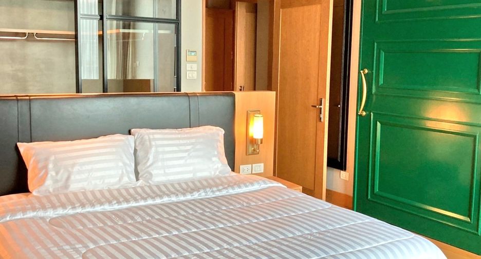Wohnung zur Miete mit 3 Zimmer in Pathum Wan, Bangkok