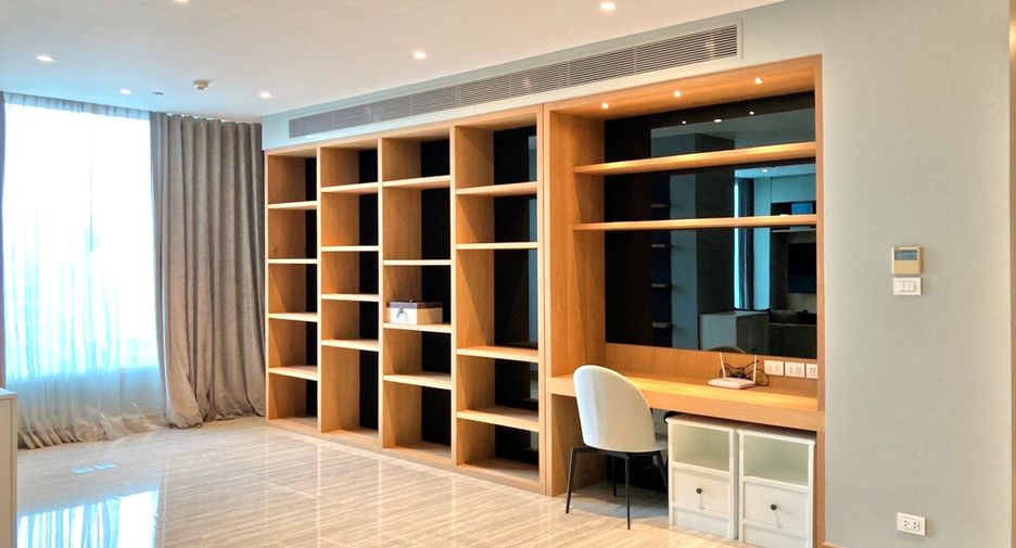Wohnung zur Miete mit 3 Zimmer in Pathum Wan, Bangkok
