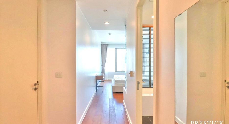 Condo en alquiler de 3 habitaciones en Pathum Wan, Bangkok