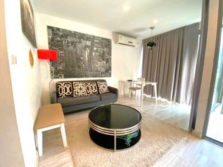 For rent 2 bedrooms condo in Phra Khanong, Bangkok