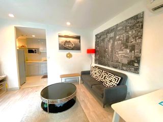 For rent 2 bedrooms condo in Phra Khanong, Bangkok