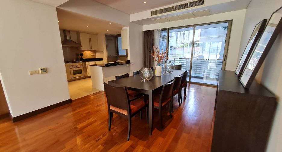 À louer 3 chambres condo à Pathum Wan, Bangkok