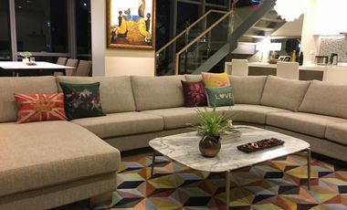 Condo en alquiler y en venta de 2 habitaciones en Watthana, Bangkok
