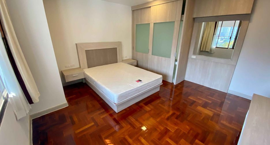 Wohnung zur Miete mit 3 Zimmer in Watthana, Bangkok