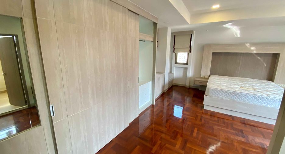Wohnung zur Miete mit 3 Zimmer in Watthana, Bangkok