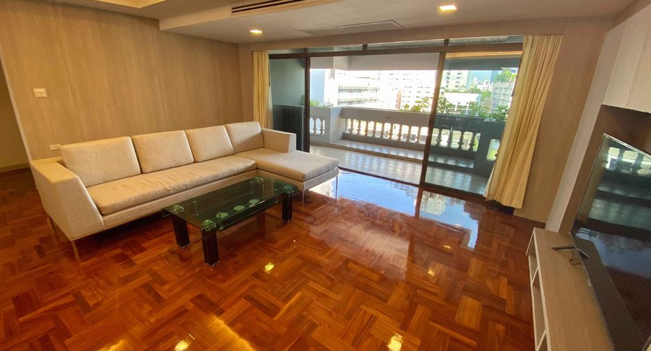 Wohnung zur Miete mit 3 Zimmer in Watthana, Bangkok