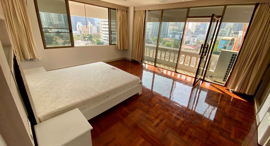 Wohnung zur Miete mit 3 Zimmer in Watthana, Bangkok