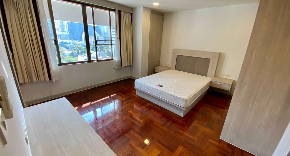 Wohnung zur Miete mit 3 Zimmer in Watthana, Bangkok