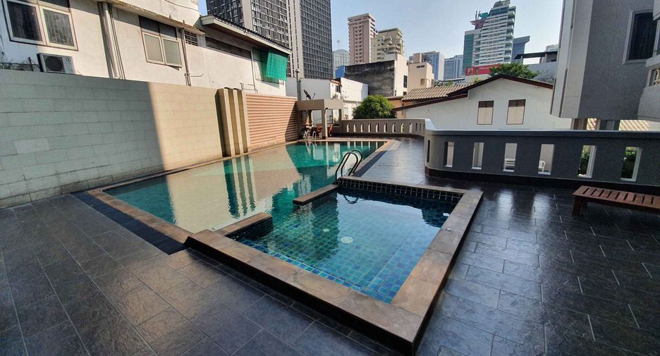 Wohnung zur Miete mit 3 Zimmer in Watthana, Bangkok