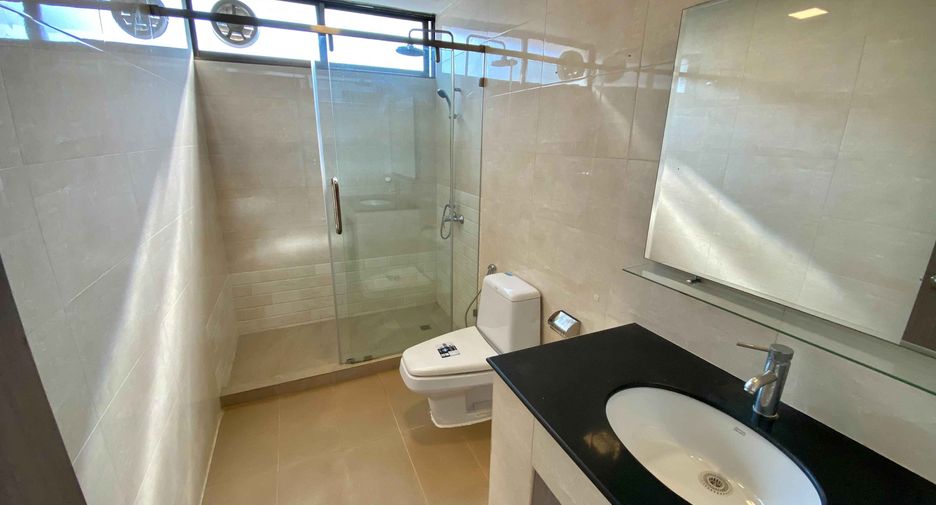 Wohnung zur Miete mit 3 Zimmer in Watthana, Bangkok