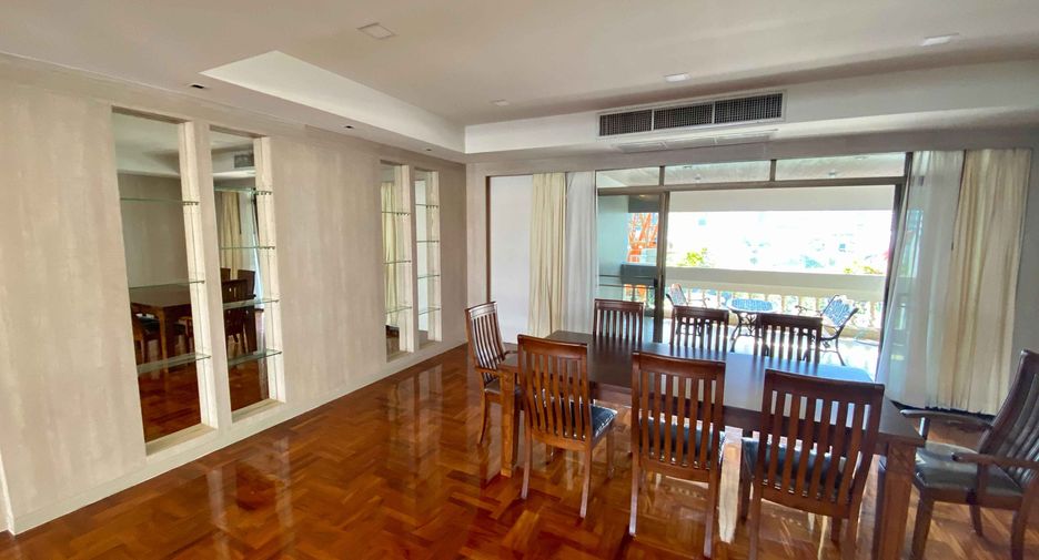 Wohnung zur Miete mit 3 Zimmer in Watthana, Bangkok