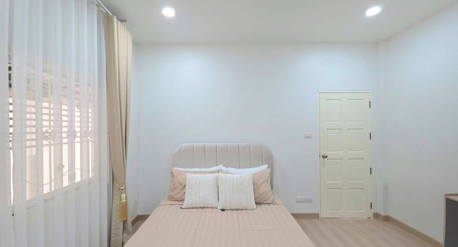Haus zur Miete mit 3 Zimmer in East Pattaya, Pattaya
