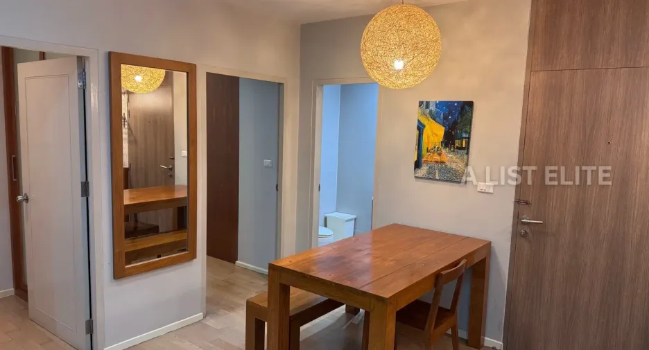 For sale 2 bedrooms condo in Khlong Toei, Bangkok