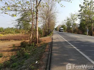 出售 土地 在 Tap Khlo, Phichit