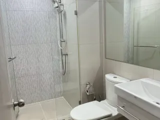 For sale 2 bedrooms condo in Khlong Toei, Bangkok