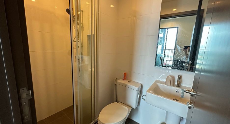 Condo en venta y en alquiler de 1 habitaciones en Watthana, Bangkok