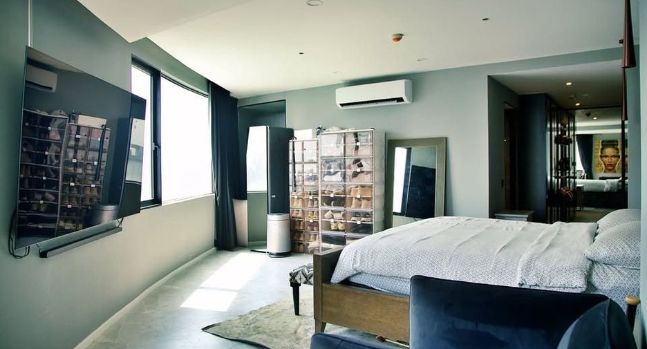 À vendre 4 chambres condo à Watthana, Bangkok
