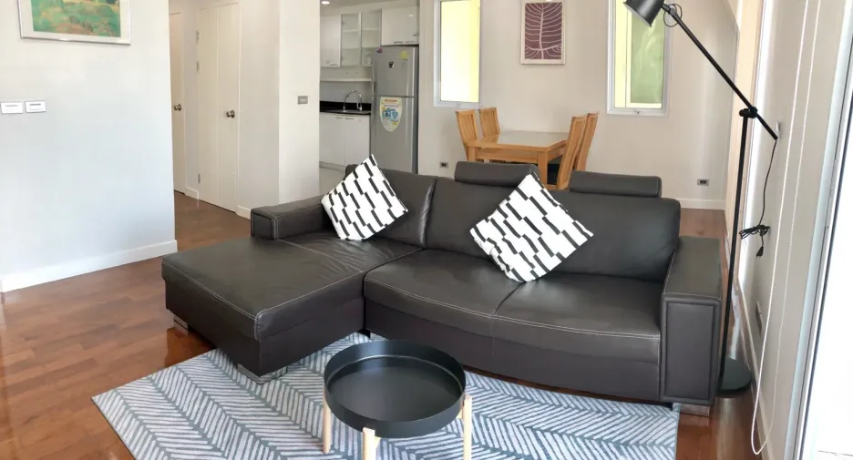 For rent 2 bedrooms condo in Sathon, Bangkok