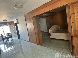 For sale 2 bedrooms condo in Din Daeng, Bangkok