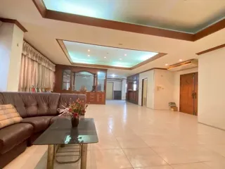 For sale and for rent retail Space in Suan Luang, Bangkok