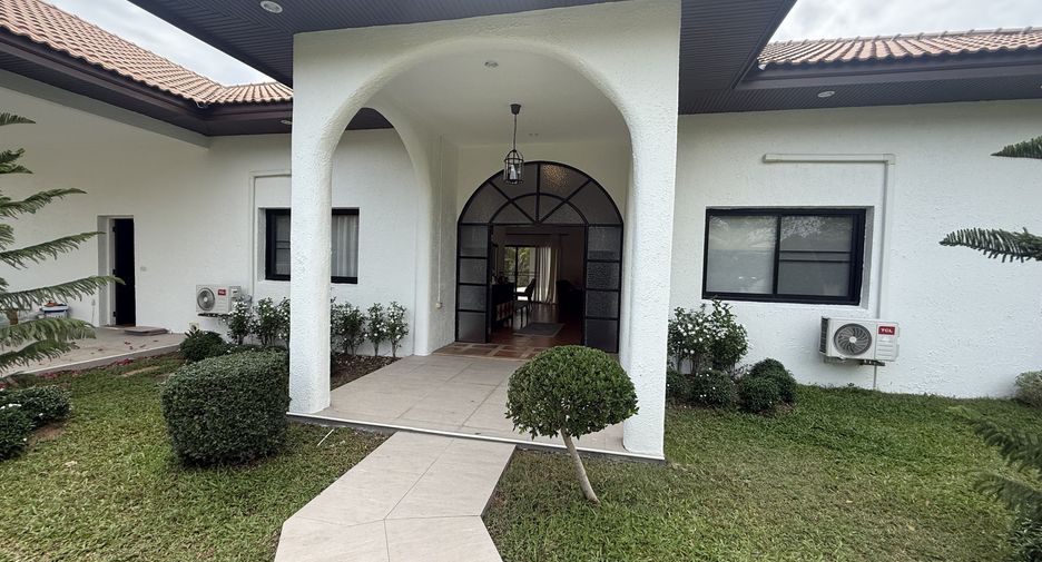 Haus zum Kauf mit 4 Zimmer in East Pattaya, Pattaya
