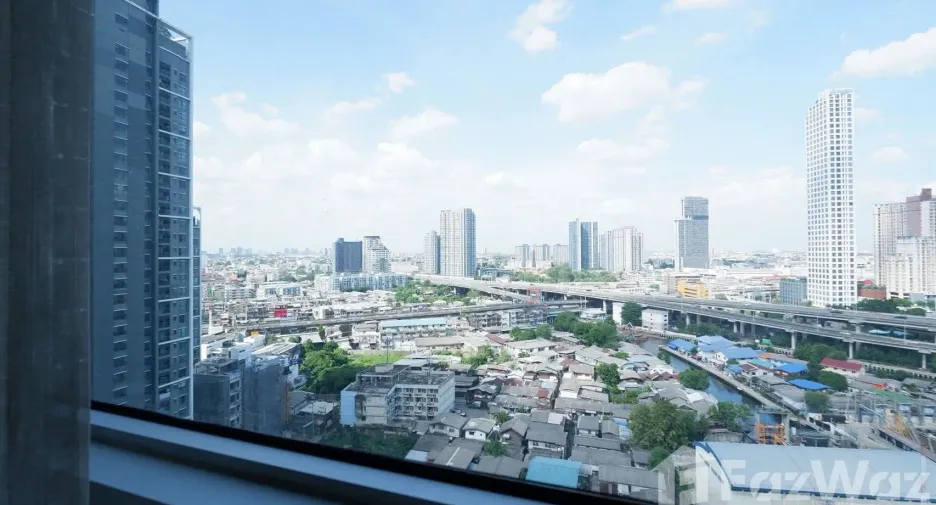 Condo en venta de 2 habitaciones en Khlong Toei, Bangkok