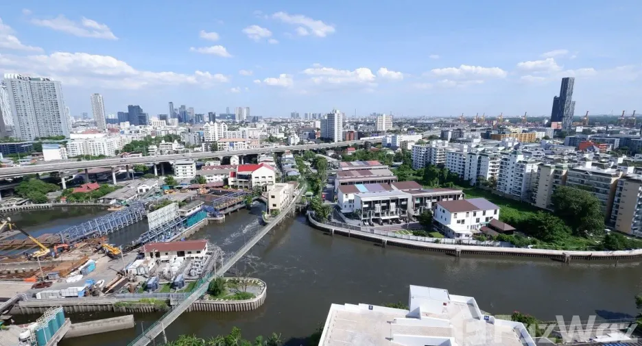 Condo en venta de 2 habitaciones en Khlong Toei, Bangkok