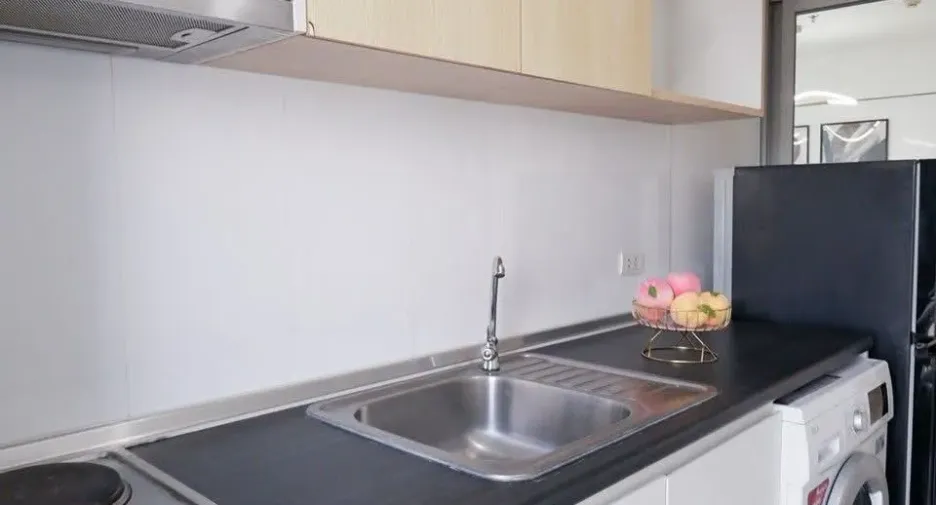 Condo en venta de 2 habitaciones en Khlong Toei, Bangkok
