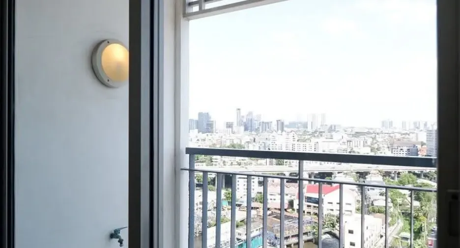 Condo en venta de 2 habitaciones en Khlong Toei, Bangkok