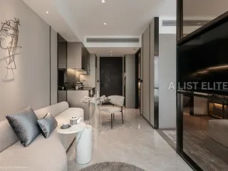 For sale 1 bed condo in Pathum Wan, Bangkok