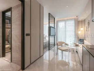 For sale 1 bed condo in Pathum Wan, Bangkok