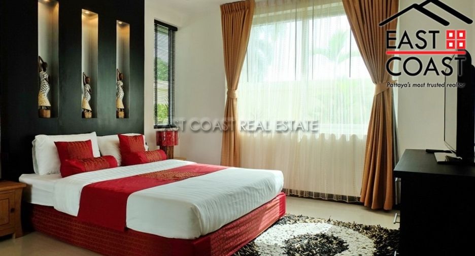 For sale 4 bedrooms house in East Pattaya, Pattaya