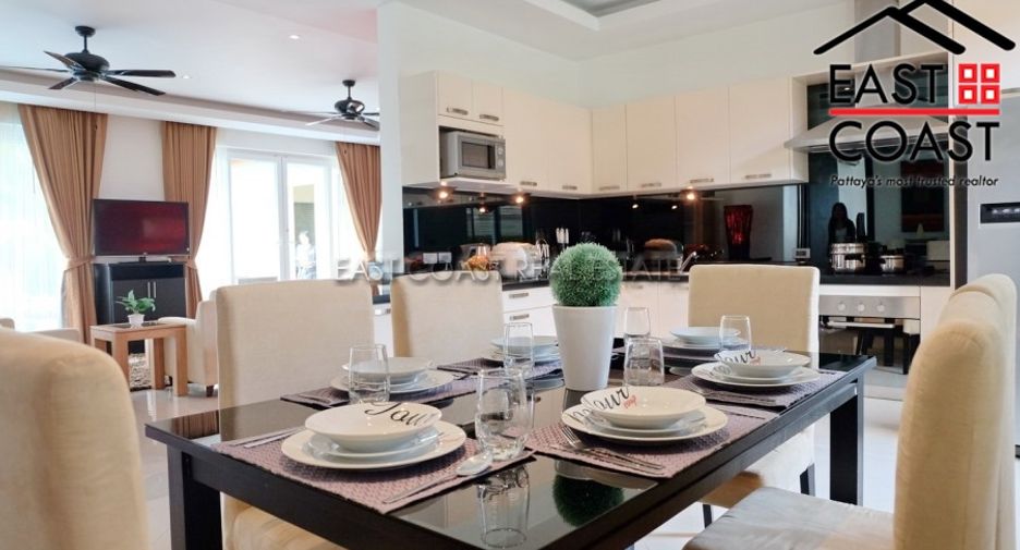 For sale 4 bedrooms house in East Pattaya, Pattaya