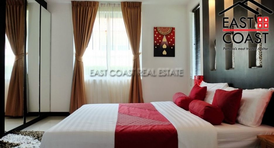 For sale 4 bedrooms house in East Pattaya, Pattaya