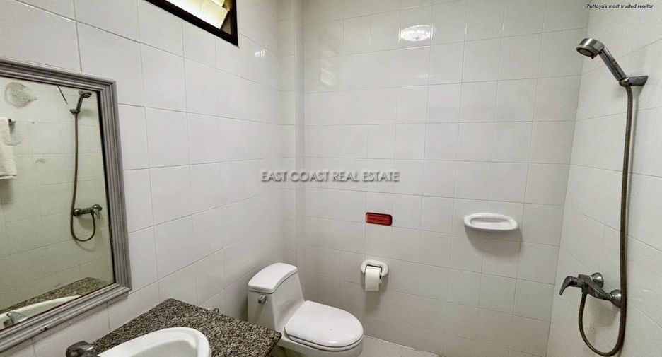 For sale そして for rent 5 ベッドルーム house in Pratumnak, Pattaya