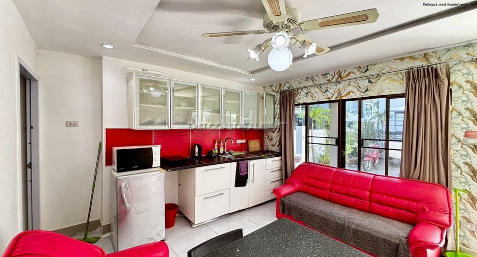 For sale そして for rent 5 ベッドルーム house in Pratumnak, Pattaya