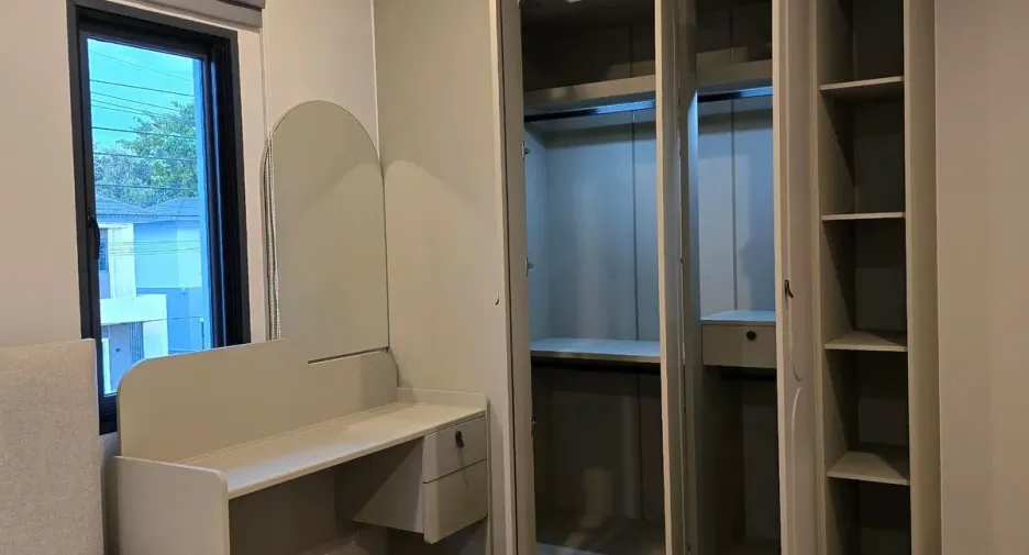 For rent 4 bedrooms house in Don Mueang, Bangkok