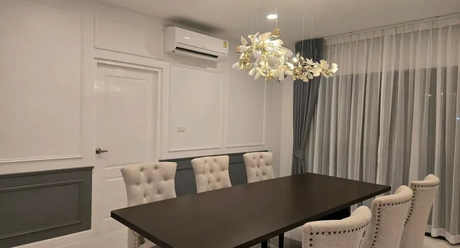 For rent 4 bedrooms house in Don Mueang, Bangkok