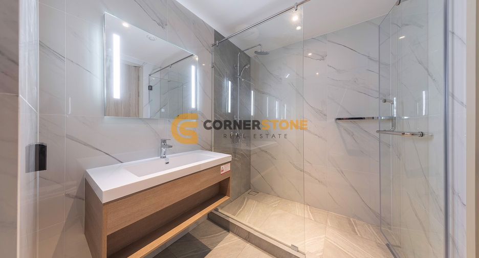 For sale 2 bedrooms condo in Central Pattaya, Pattaya