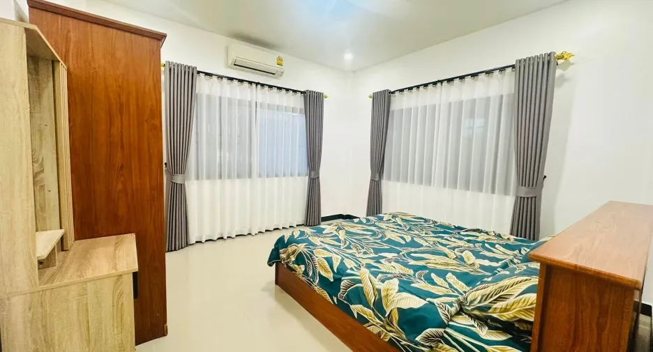 Casa en alquiler de 3 habitaciones en East Pattaya, Pattaya