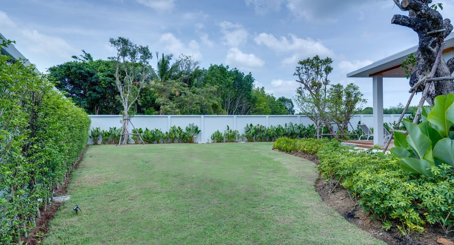 Villa en venta de 4 habitaciones en Thalang, Phuket