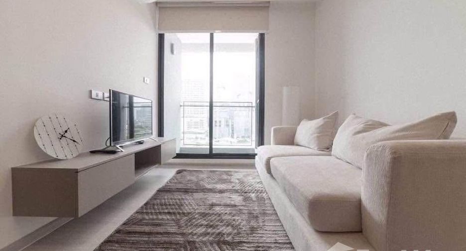 For rent 2 bedrooms condo in Khlong Toei, Bangkok