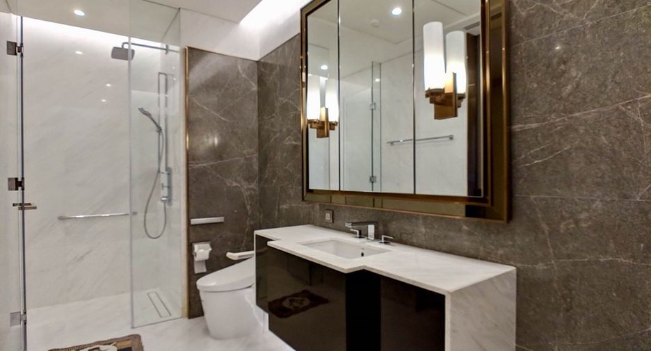 Wohnung zur Miete und zum Kauf mit 1 Zimmer in Pathum Wan, Bangkok