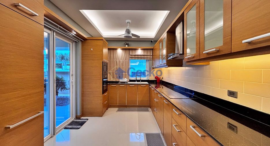 For rent 2 bedrooms house in East Pattaya, Pattaya