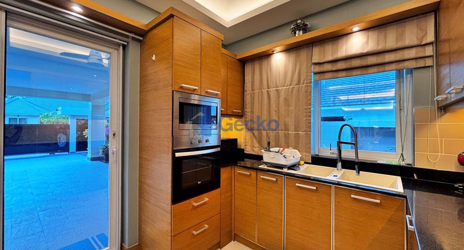 For rent 2 bedrooms house in East Pattaya, Pattaya