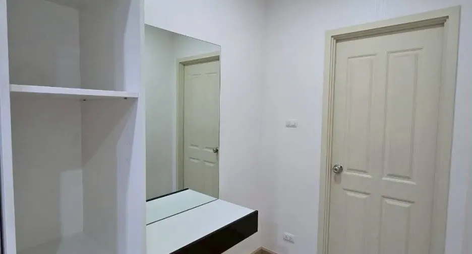 Condo en venta y en alquiler de 1 habitaciones en Thon Buri, Bangkok