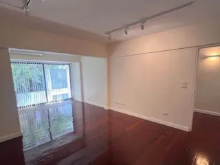 For sale and for rent 4 bedrooms townhouse in Watthana, Bangkok