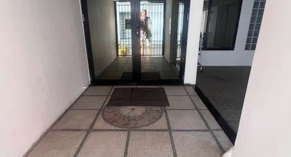 For sale and for rent 4 bedrooms townhouse in Watthana, Bangkok